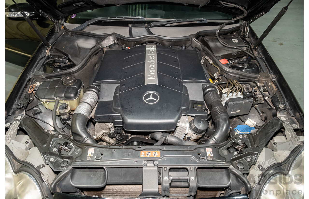 3/2006 Mercedes Benz CLK500 Avantgarde C209 MY06 2d Coupe Obsidian Black V8 5.0L