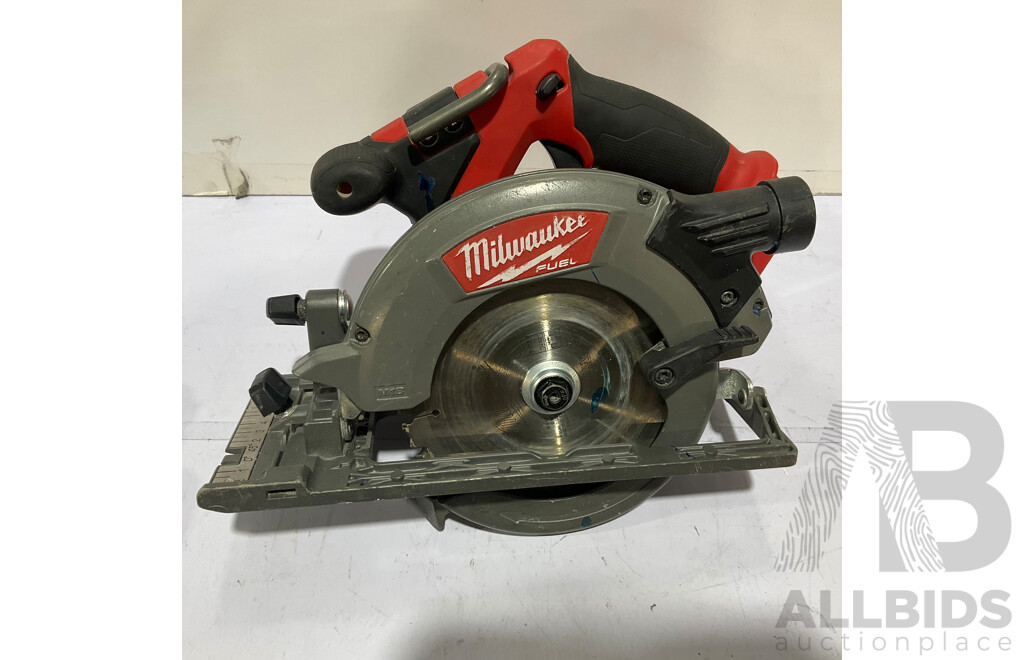 MILWAUKEE Heavy Duty Tool - Lot of 7 - Estimated Total $1900.00