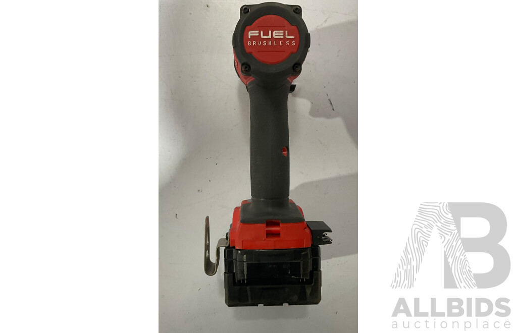 MILWAUKEE Heavy Duty Tool - Lot of 7 - Estimated Total $1900.00