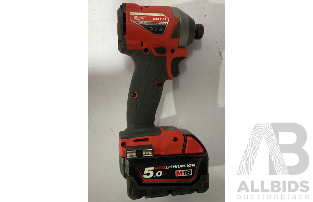 MILWAUKEE Heavy Duty Tool - Lot of 7 - Estimated Total $1900.00