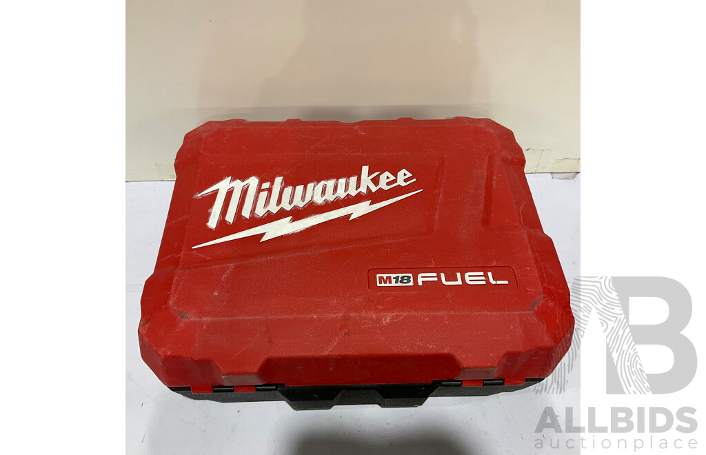 MILWAUKEE Heavy Duty Tool M18 FFN Framing Nailer Kit - ORP $1000.00