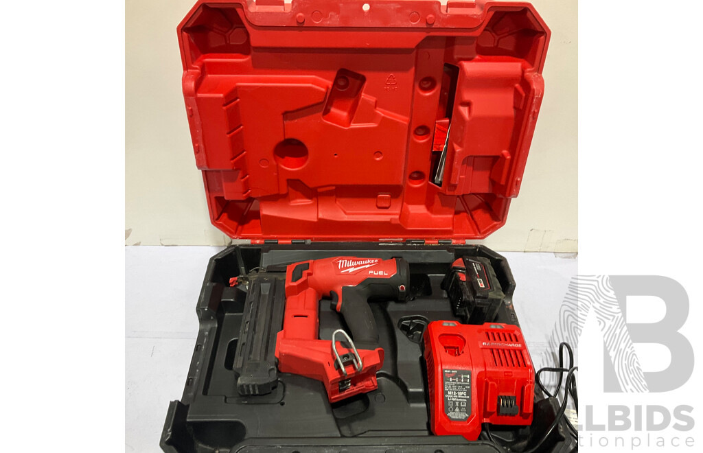 MILWAUKEE Heavy Duty Tool M18 FN18GS Gauge Brad Finishing Nailer - ORP $1200.00