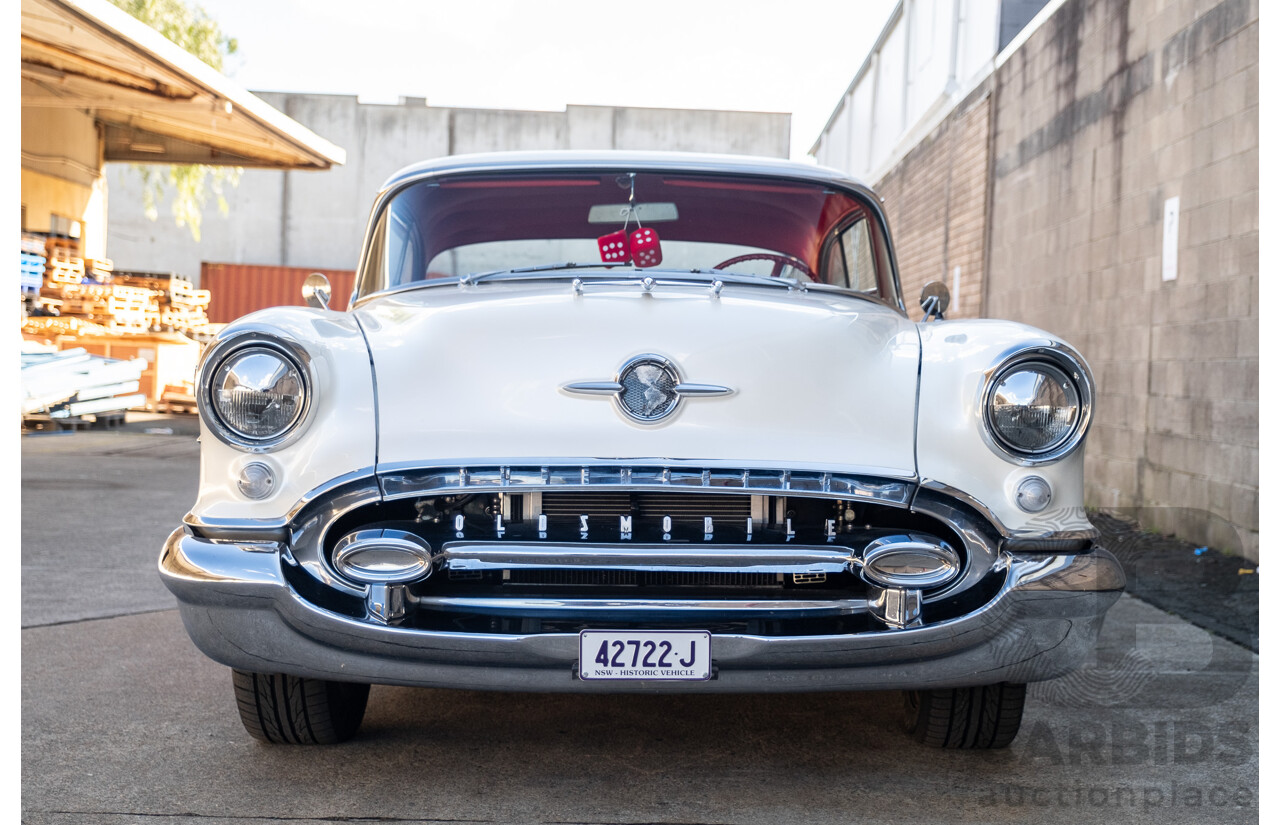 01/1955 Oldsmobile Super 88 2d Coupe Pearl White & Red V8 350 Chev 5.7L