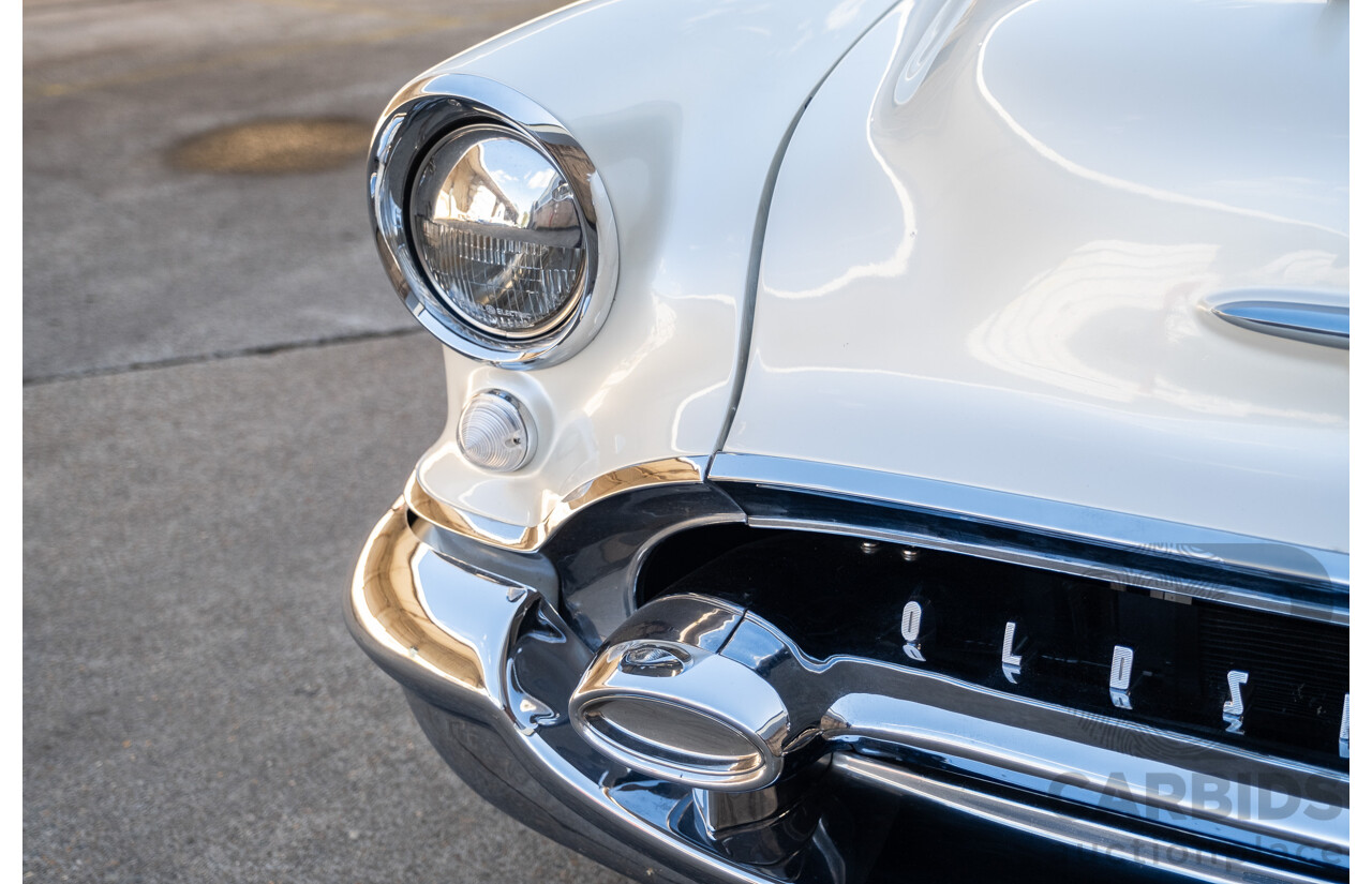 01/1955 Oldsmobile Super 88 2d Coupe Pearl White & Red V8 350 Chev 5.7L