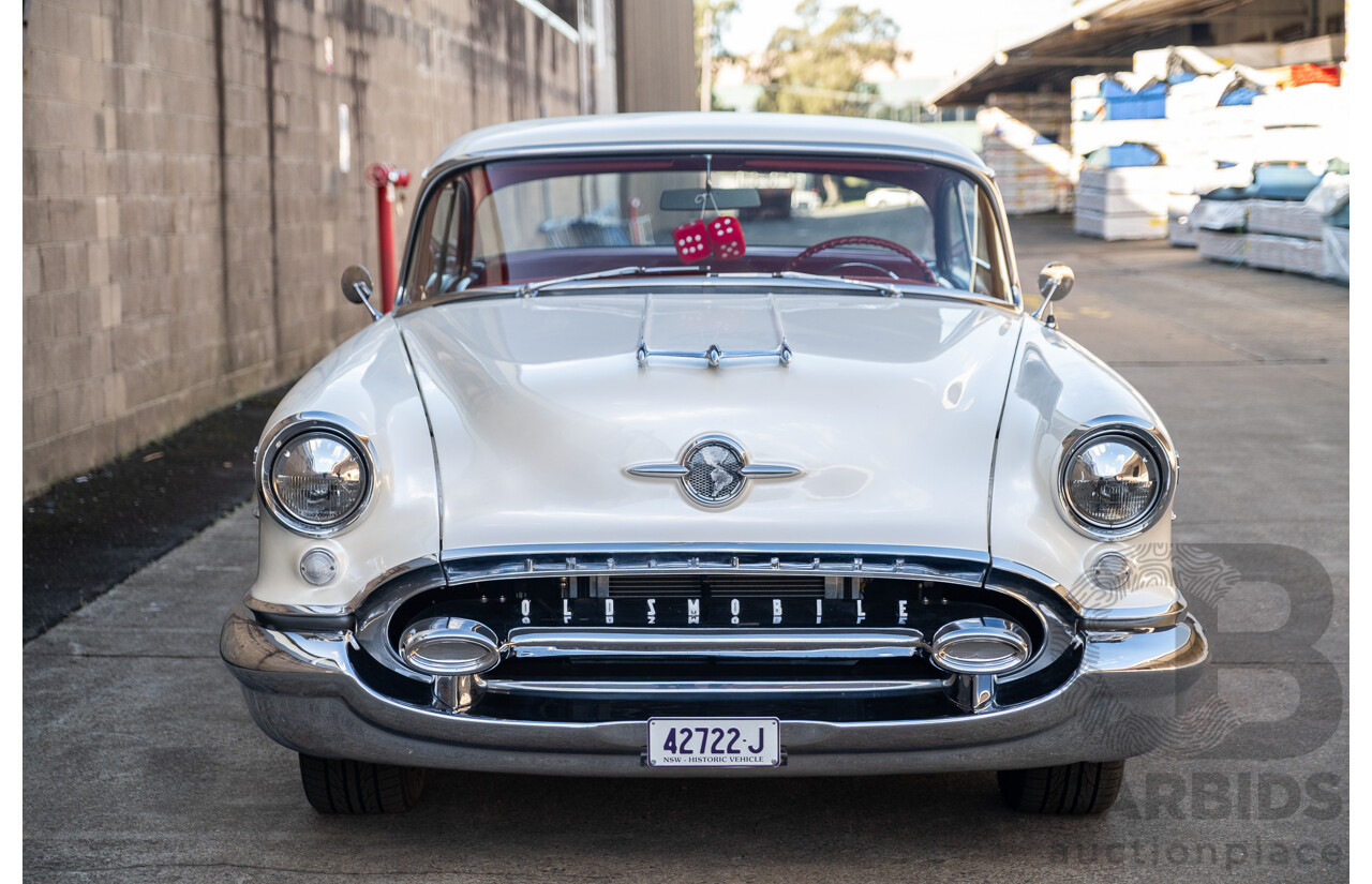 01/1955 Oldsmobile Super 88 2d Coupe Pearl White & Red V8 350 Chev 5.7L