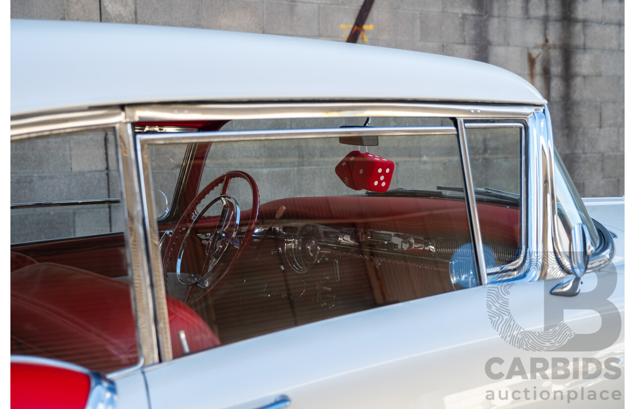 01/1955 Oldsmobile Super 88 2d Coupe Pearl White & Red V8 350 Chev 5.7L