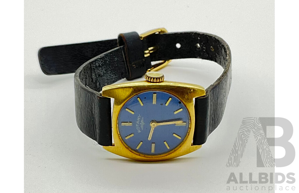 Woman's Vintage 18kt Gold Watch