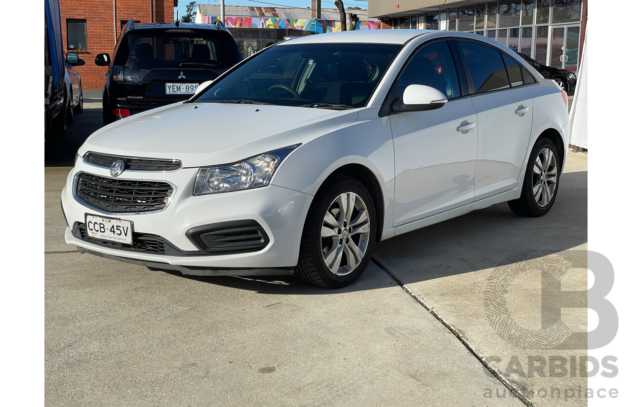 8/2015 Holden Cruze Equipe JH MY15 4d Sedan White 1.8L