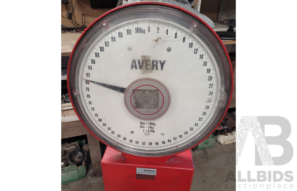 Avery 211 CUB Standing Scales