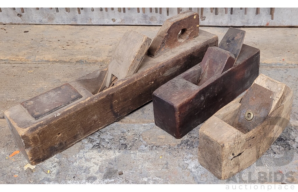 Lot of 3 Timber Hand Planers - Various Sizes