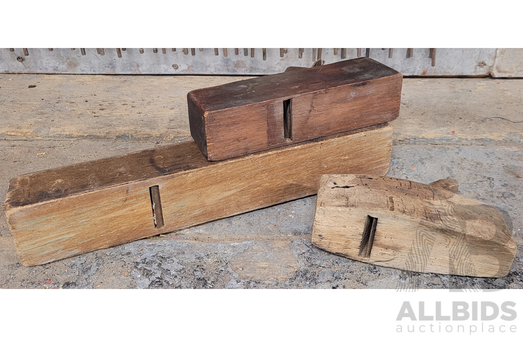 Lot of 3 Timber Hand Planers - Various Sizes