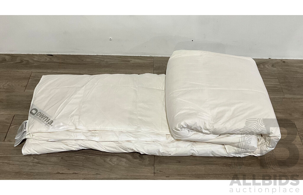 DOWNIA (QTWD5044SQ) Four Seasons 2-Quilt System - ORP $599.00