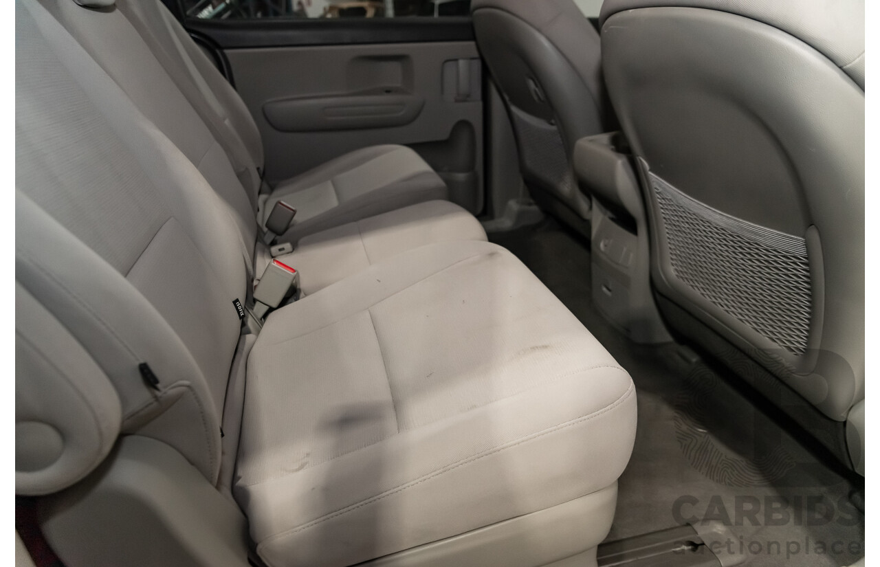 3/2015 Kia Carnival S YP MY15 4d Wagon Grey 3.3L V6