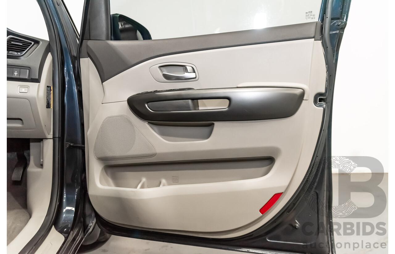 3/2015 Kia Carnival S YP MY15 4d Wagon Grey 3.3L V6