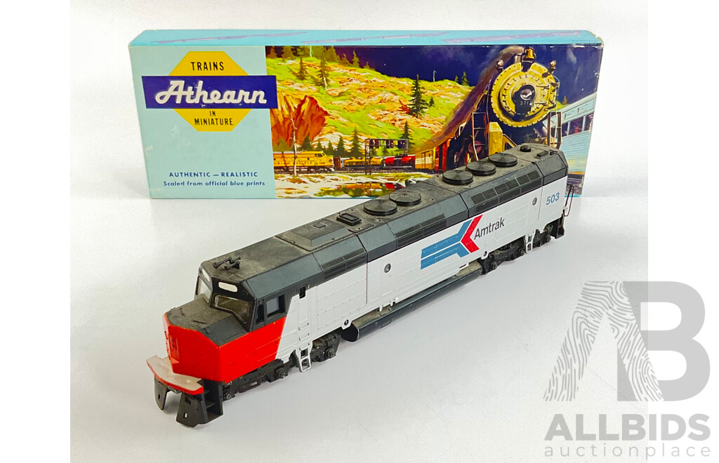 Boxed Athearn HO Scale Amtrak