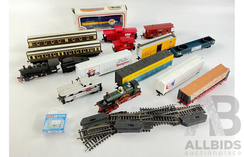 Nice Collection of HO Scale Rolling Stock, Including Bachmann 40 Box Car and More