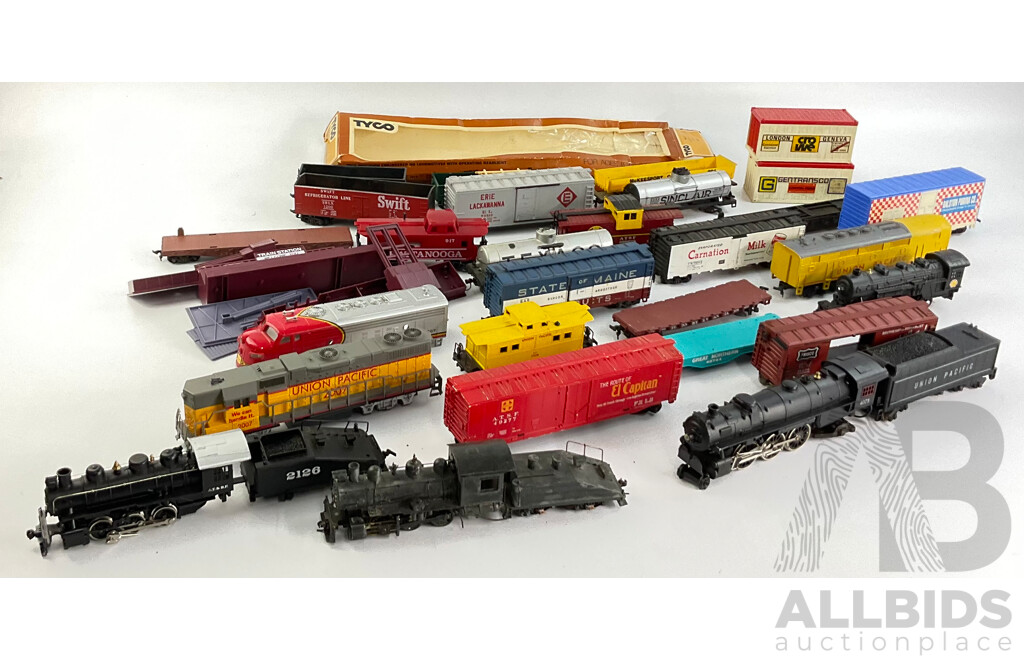 Collection of HO Scale Rolling Stock, Including Tyco, Varney and More