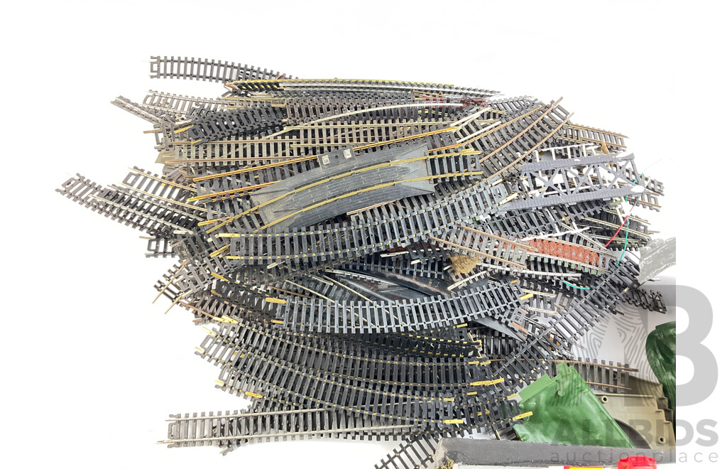 Collection of HO Scale Curved and Straight Track Pieces, Transformer, Scenery, Magazines and More