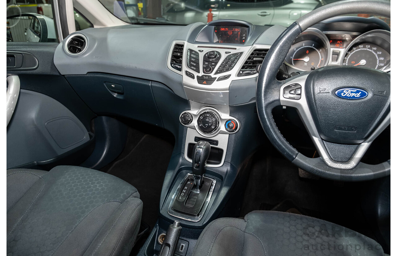 3/2013 Ford Fiesta Zetec WT 5d Hatchback Silver 1.6L