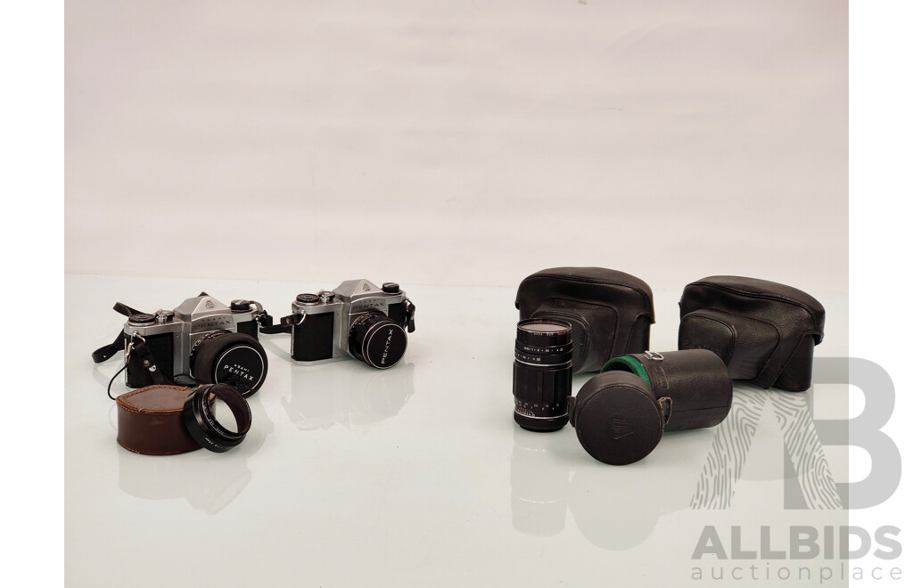 Lot of 2 Asahi Pentax S3 35mm with Carrying Pouch and Objectives