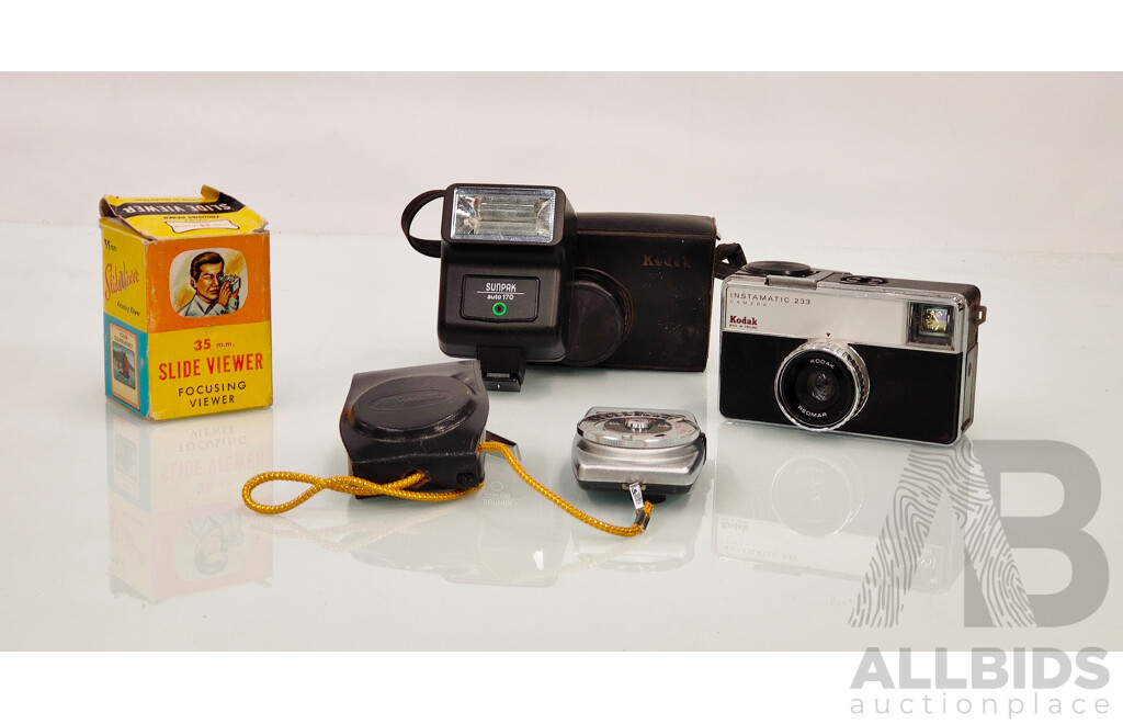 KODAK Instamatic 233 and Photography Accessories