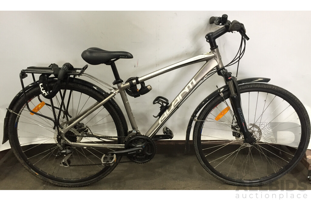 Avanti Explorer 2 8-Speed Hybrid Bike