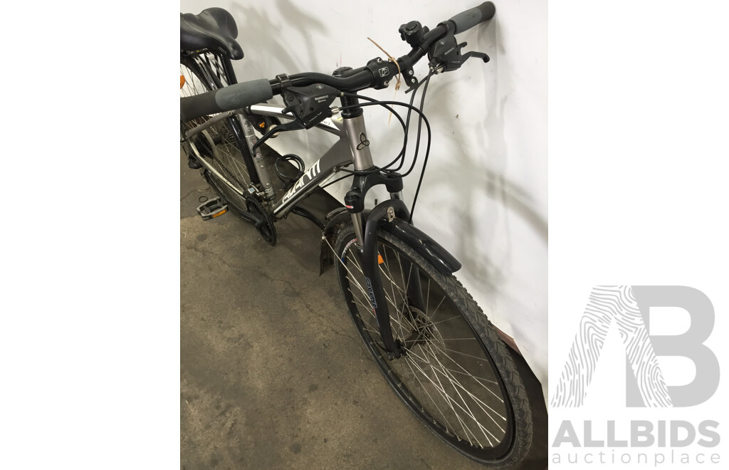 Avanti Explorer 2 8-Speed Hybrid Bike