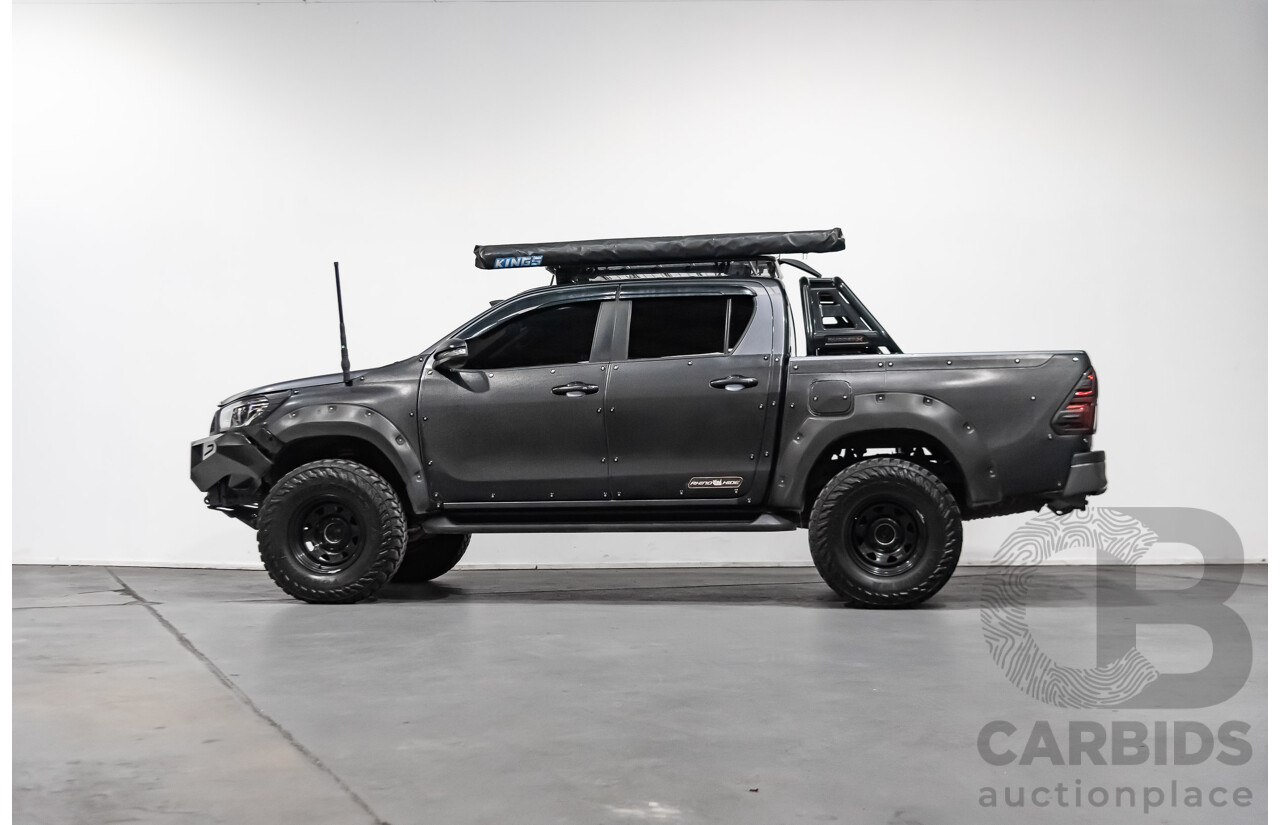 9/2017 Toyota Hilux SR5 (4x4) GUN126R Dual Cab Utility Grey 2.8L Turbo Diesel