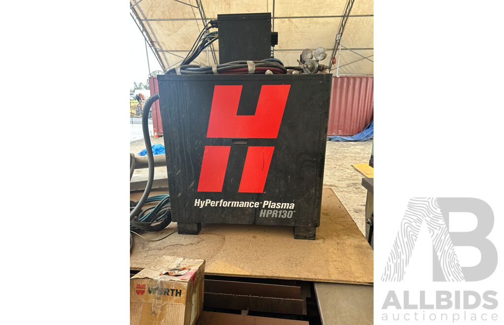 Komatsu Hypertherm HPR130 Plasma Table Programmable