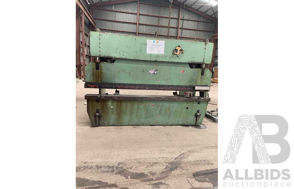 9/1993 100 Tonne Tianshui Hydraulic Press Brake