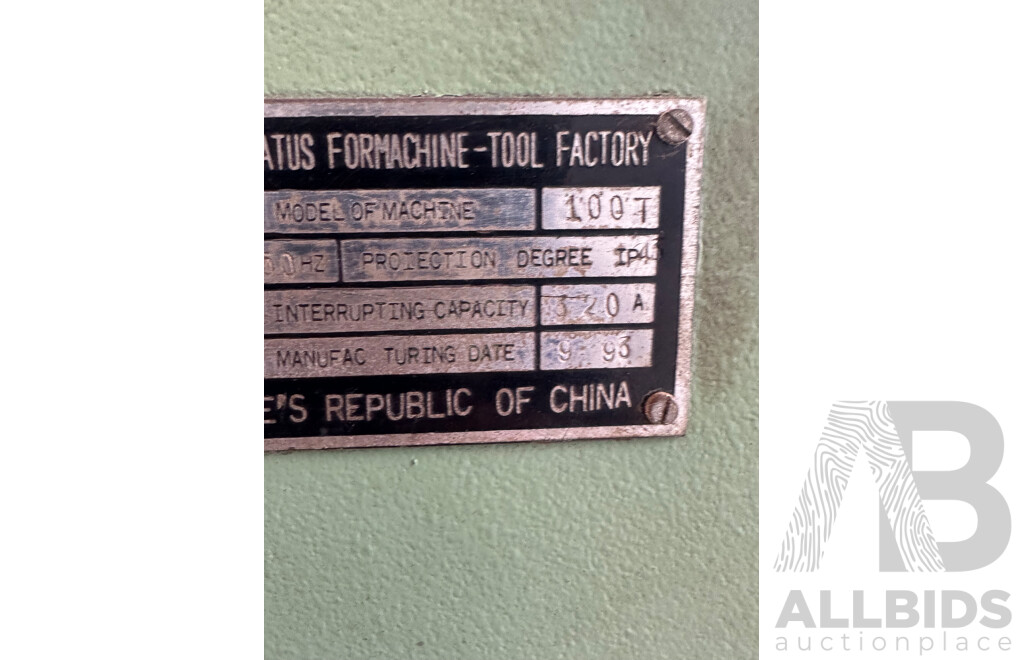 9/1993 100 Tonne Tianshui Hydraulic Press Brake