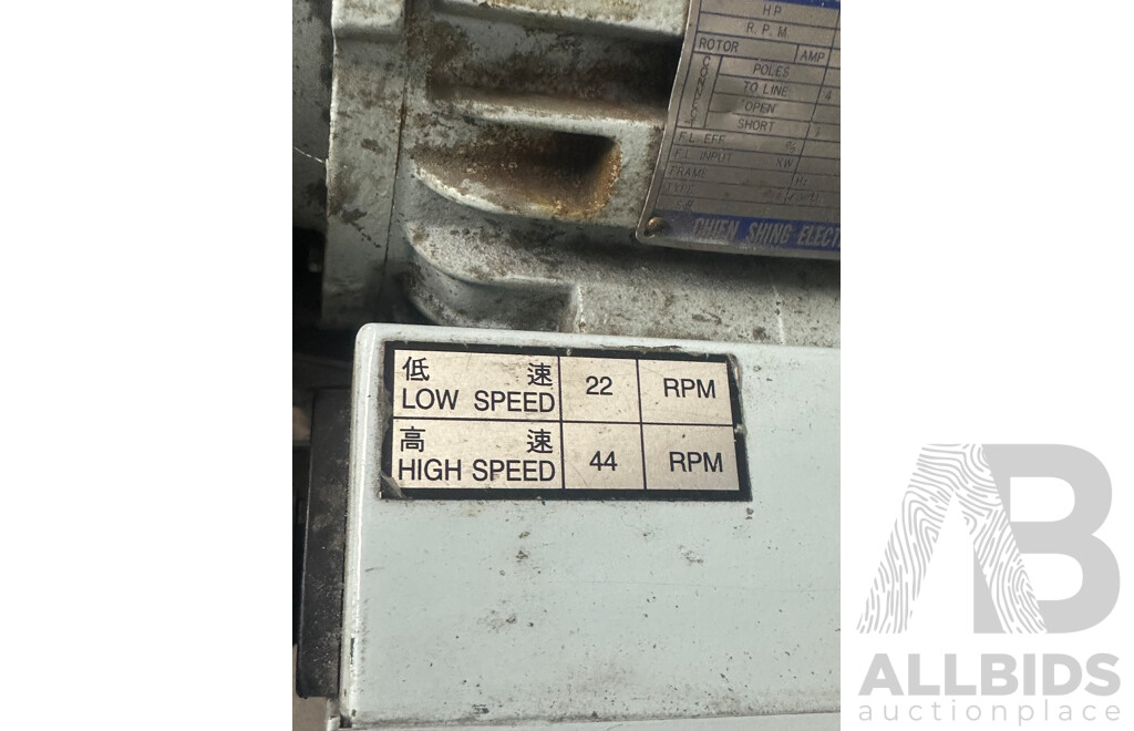 SOCO 2 Speed Metal Cutting Saw (MC-370F)