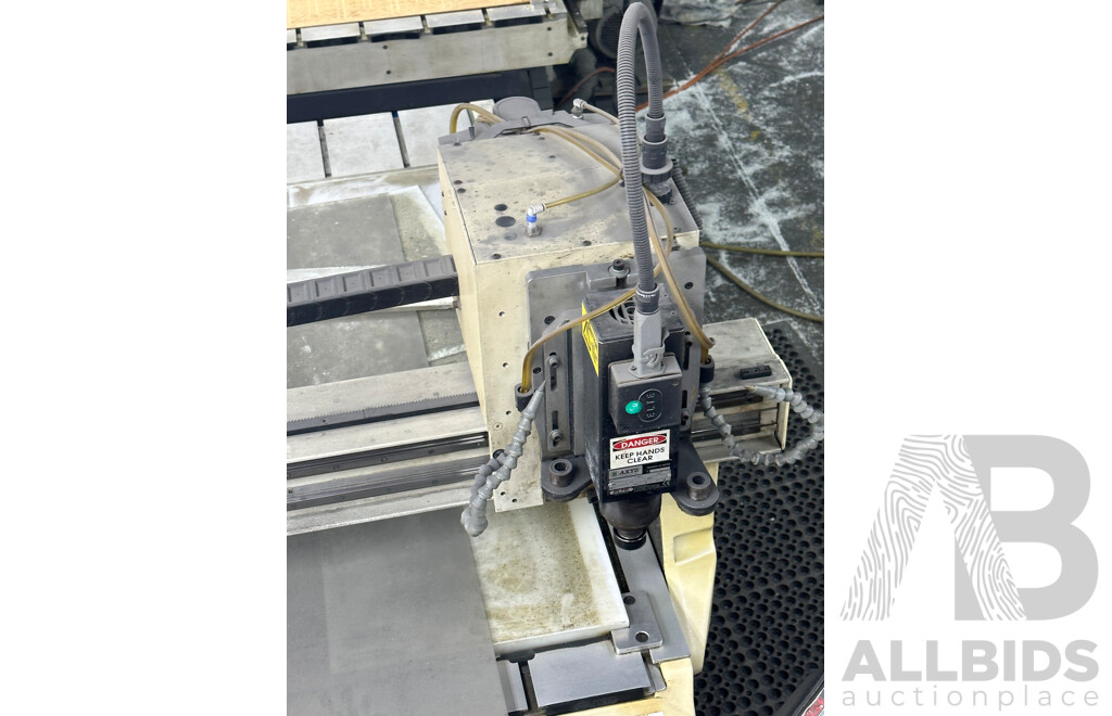 2014/Multicam M1CNC Routing Machine 12/2