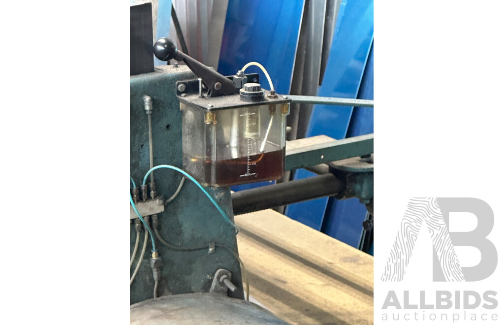JOHN HEINE Guillotine 118B Series 1
