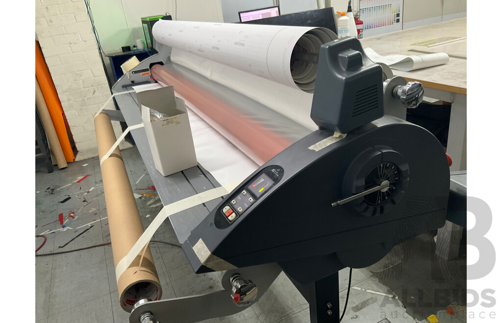 ROYAL SOVEREIGN Wide Laminator 