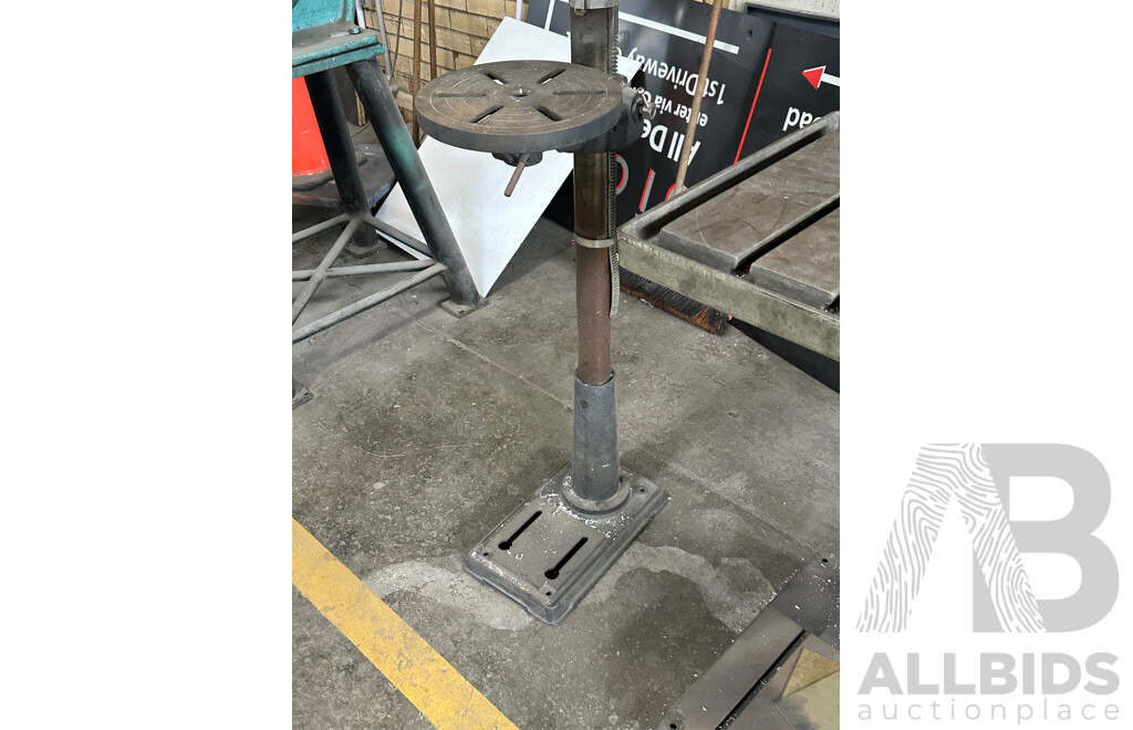 REXON 13inch Drill Press with 12 Speed - RDP1316F