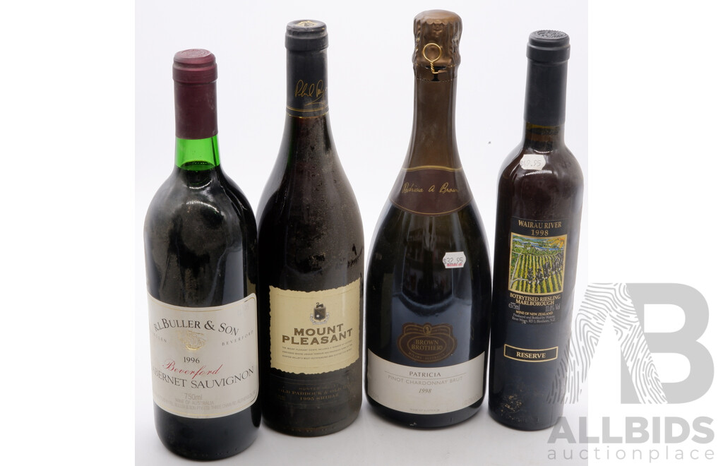 Assorted 4 Bottles of Wine Including Reisling, Pinot Chardonnay Brut, Shiraz & Cabernent Sauvignon