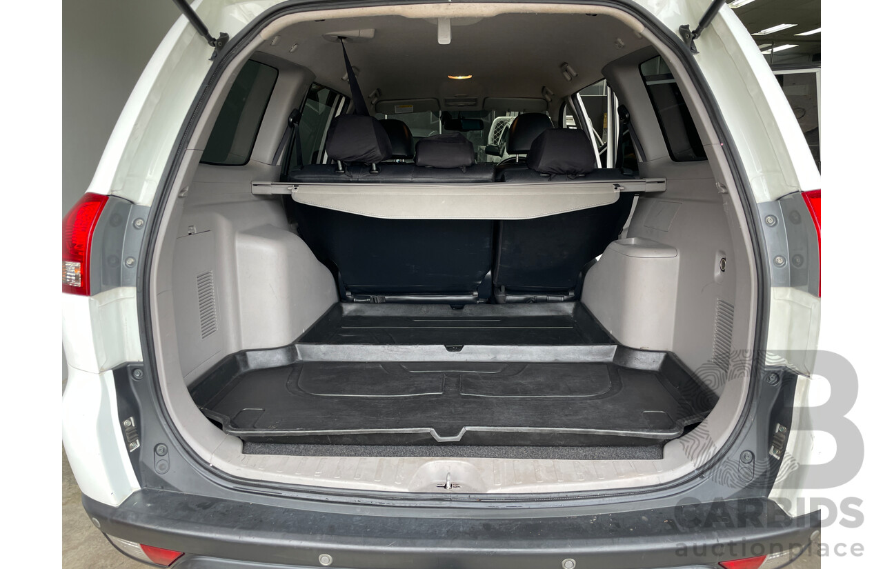 9/2014 Mitsubishi Challenger LS (5 Seat) (4x4) PC MY14 4d Wagon White 2.5L