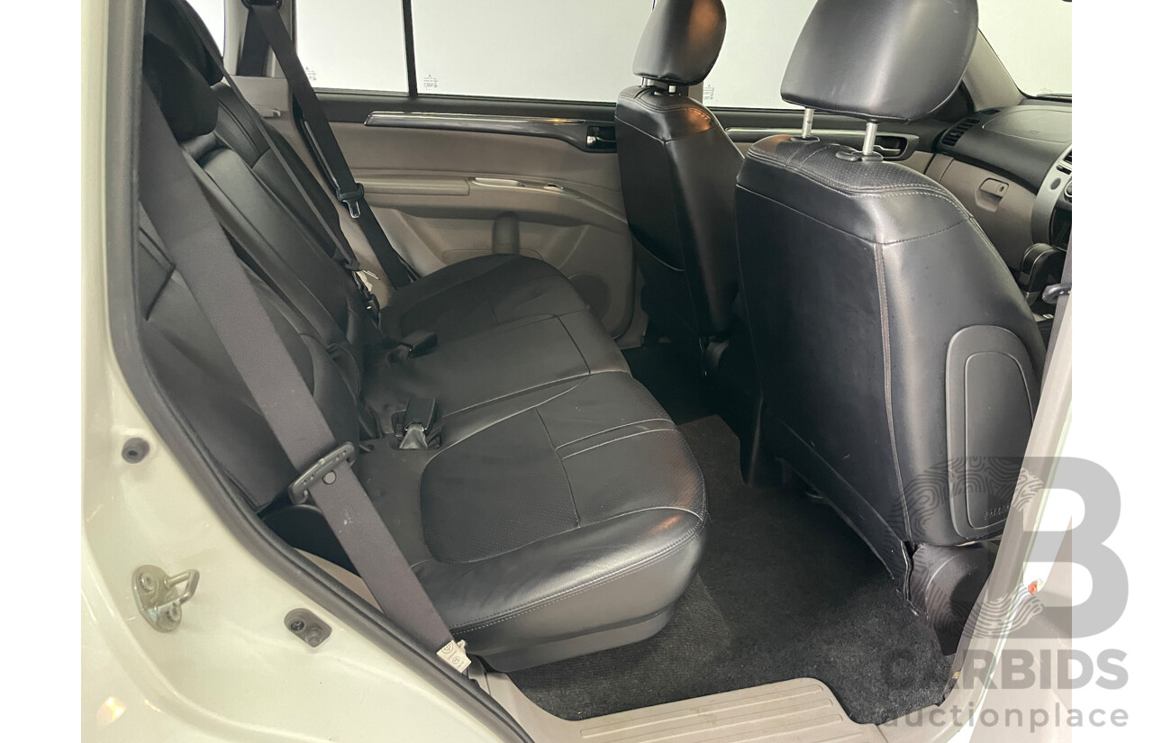 9/2014 Mitsubishi Challenger LS (5 Seat) (4x4) PC MY14 4d Wagon White 2.5L