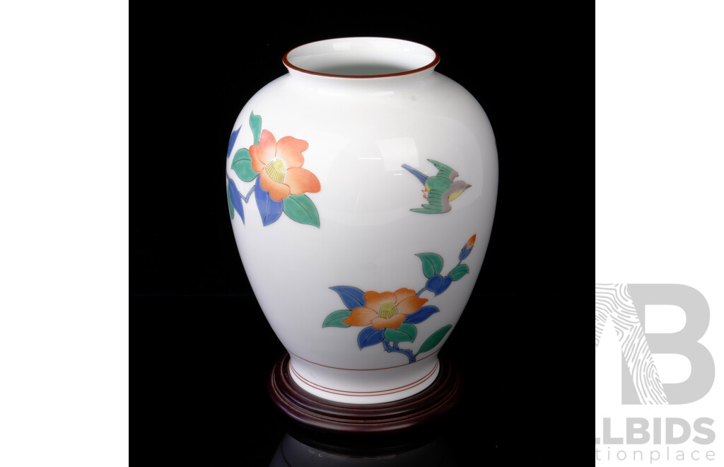 Japanese Porcelain Komansha Vase with Hand Painted Detail on Wooden Stand