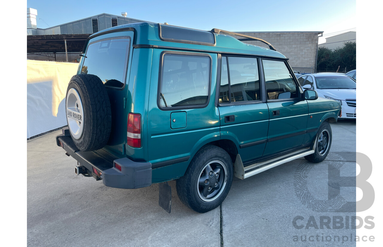 9/1995 Land Rover Discovery V8i (4x4)  4d Wagon Green 3.9L