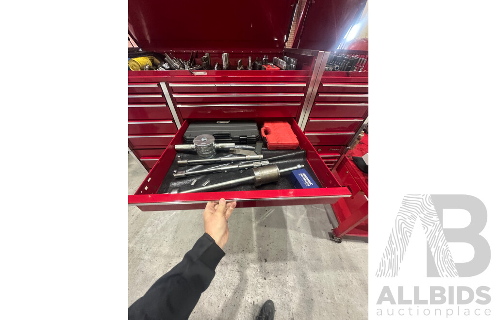 Snap-On Tool Box 33 Draw