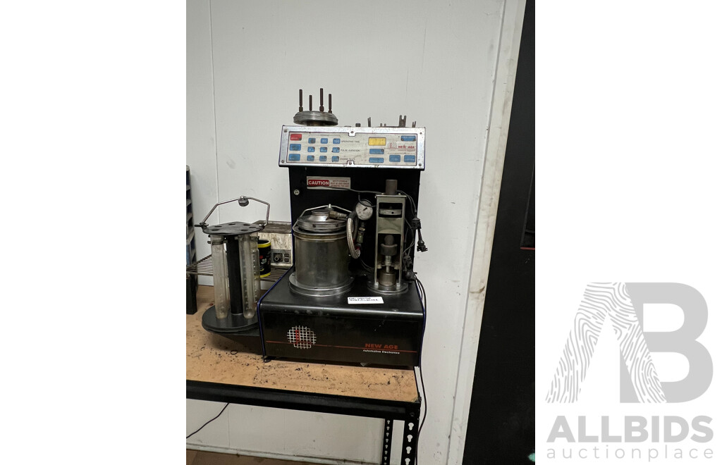 Electronic Fuel Injector Service and Cleaning Machine W/ Parts for Injectors