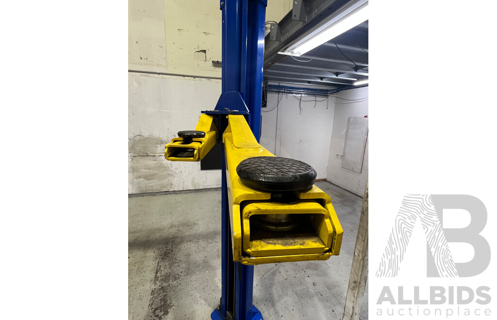 Rotary SPOA10 Hydraulic 2 Post Car Hoist