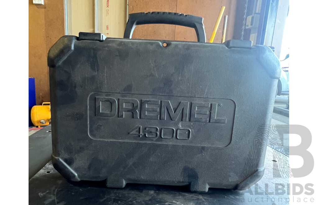 Dremel 4300 in Case