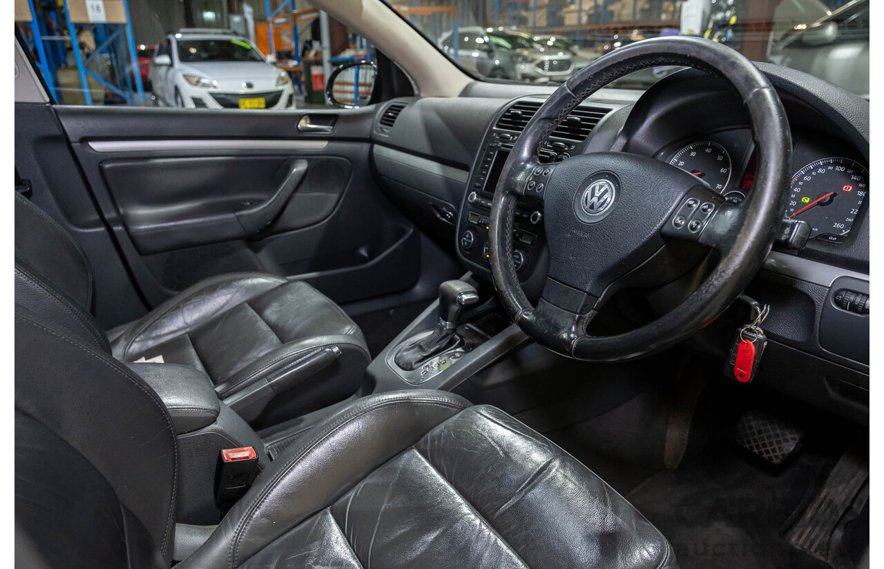 3/2006 Volkswagen Golf 2.0 FSI Sportline 1K 5d Hatchback Black 2.0L