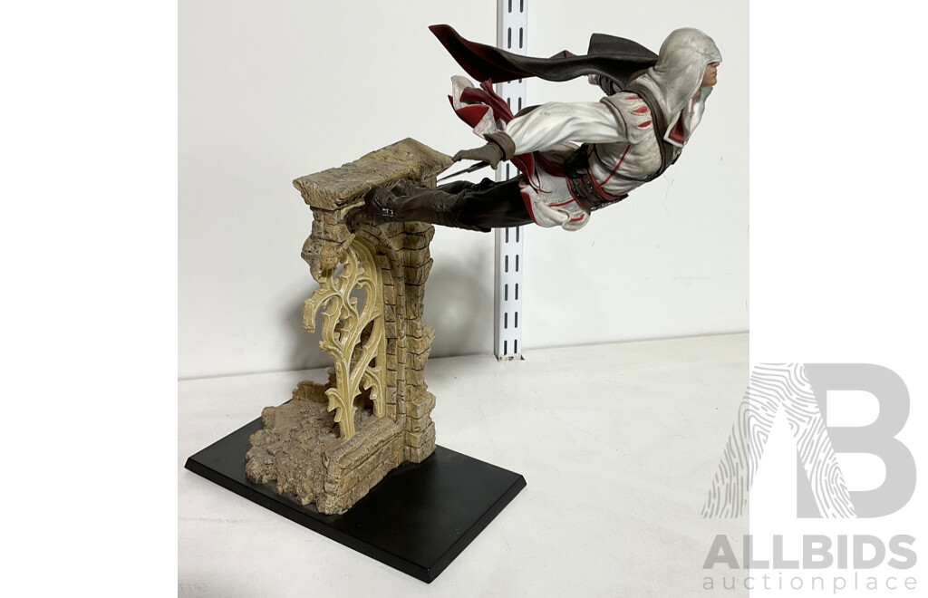 UBI Collectibles Assassin's Creed Ezio Leap of Faith Statue