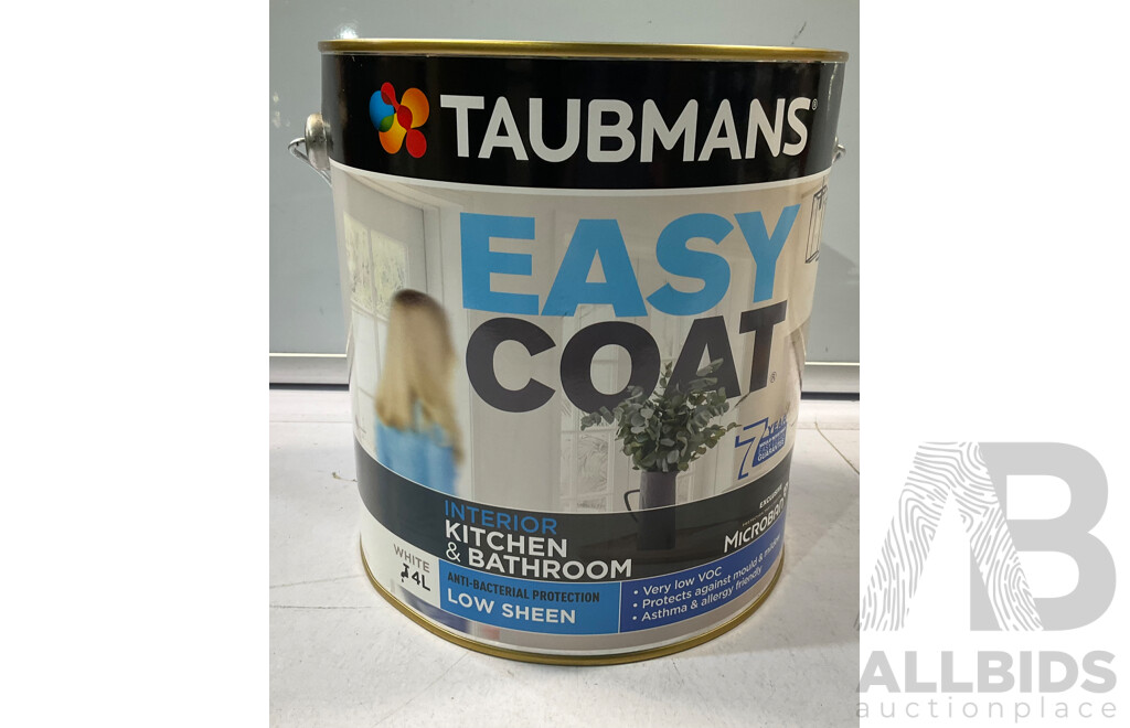 TAUBMANS Easy Coat Low Sheen White for Interior Kitchen & Bathroom 4L - Lot of 4 - Estimated Total ORP $540.00