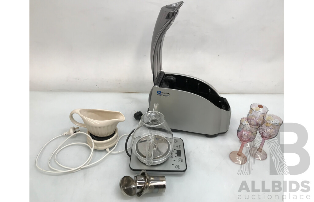 Assorted Kitchen Items Including Chiller, Digital Glass Kettle, and Gravy Warmer