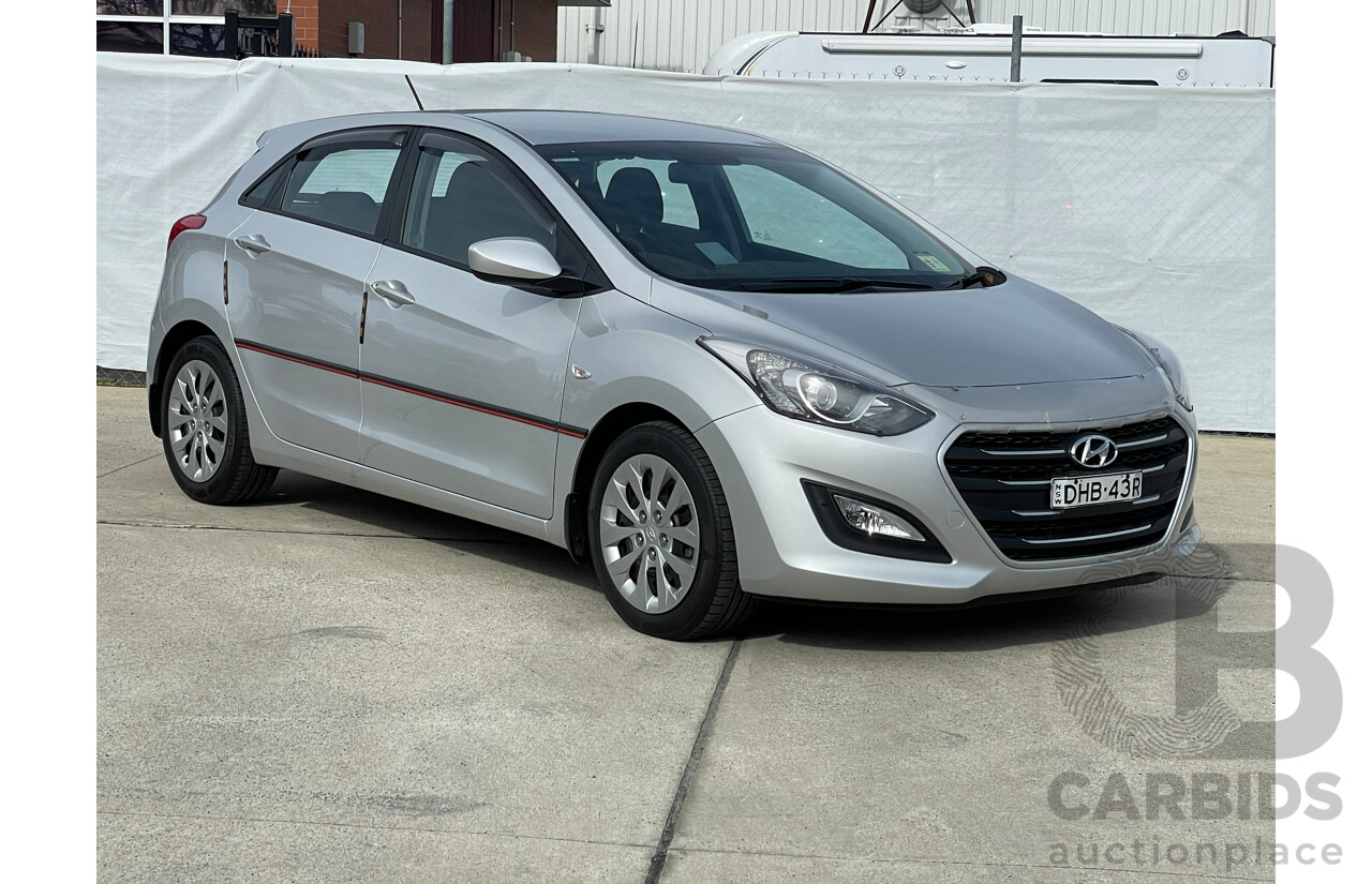 4/2016 Hyundai i30 Active GD3 SERIES 2 5d Hatchback Silver 1.8L